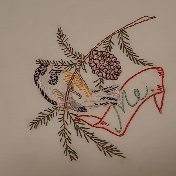 Vintagr Hand Stitched Maine State Bird & Flower - Picture 11 of 16